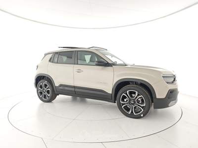 Jeep Avenger 1.2 Turbo 110 CV MHEV Summit + Vernice + Tetto panoramico +Infotainment & Convenience Pack Beige usata Capua