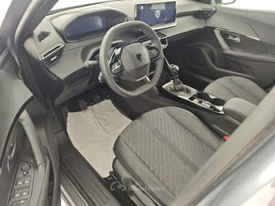 Peugeot 2008 PureTech 100 S&S Allure Argento usata Capua