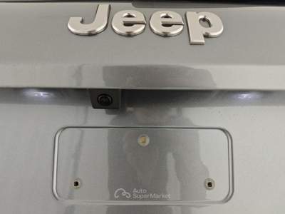 Jeep Avenger 1.2 Turbo 110 CV MHEV Summit + Vernice + Tetto panoramico +Infotainment & Convenience Pack Grigio usata Capua