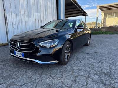Mercedes-Benz Classe E E 220 d Mild hybrid Auto Business Sport Nero usata RIETI