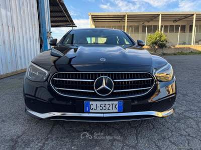 Mercedes-Benz Classe E E 220 d Mild hybrid Auto Business Sport Nero usata RIETI
