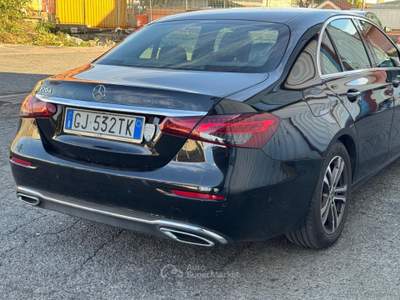 Mercedes-Benz Classe E E 220 d Mild hybrid Auto Business Sport Nero usata RIETI