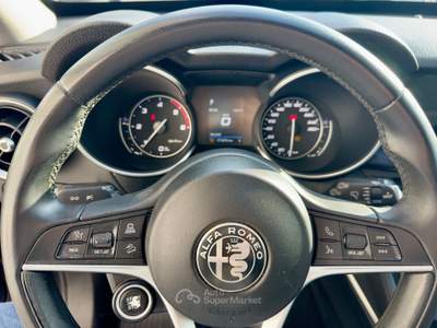 Alfa Romeo Stelvio AT8 RWD Business Grigio usata Monopoli