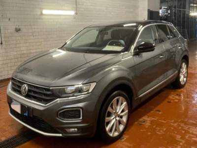 Volkswagen T-Roc 2.0 TDI SCR 4MOTION Style BlueMotion Technology Grigio usata Casteggio Volkswagen T-Roc 2.0 TDI SCR 4MOTION Style BlueMotion Technology Grigio usata Casteggio