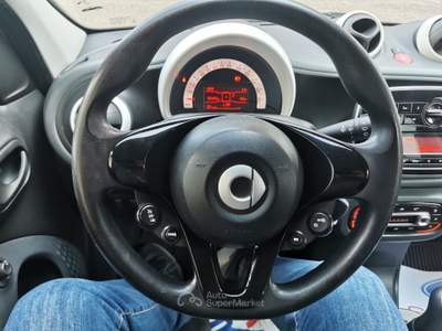 Smart ForFour 70cv Prime Bianco usata Cercola