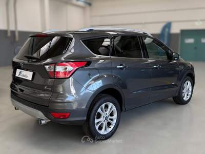 Ford Kuga Unico proprietario, IVA esposta Grigio usata Verona