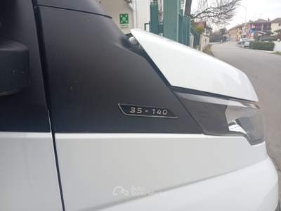 Iveco Daily allestimento Centina Telone Nuovo Bianco usata Mede