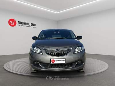 Lancia Ypsilon 1.0 FireFly 5 porte S&S Hybrid Silver Grigio usata Maniago