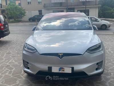Tesla Model X 90kWh Dual Motor GANCIO TRAINO PILOT AVANZATO Argento usata Frosinone