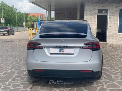 Tesla Model X 90kWh Dual Motor GANCIO TRAINO PILOT AVANZATO Argento usata Frosinone