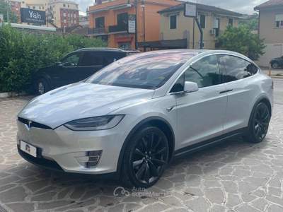 Tesla Model X 90kWh Dual Motor GANCIO TRAINO PILOT AVANZATO Argento usata Frosinone