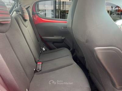Citroen C1 1.0 vti Feel 72cv neopatentati Con CARPLAY Rosso usata Latina