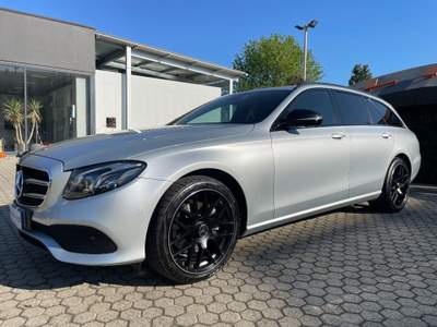 Mercedes-Benz Classe E d S.W. 4Matic Auto Business Sport Argento usata Alessandria