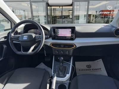 Seat Arona 1.0 ecotsi Style 110cv dsg Con CARPLAY Bianco usata Latina