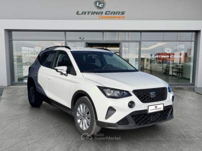 Seat Arona 1.0 ecotsi Style 110cv dsg Con CARPLAY Bianco usata Latina