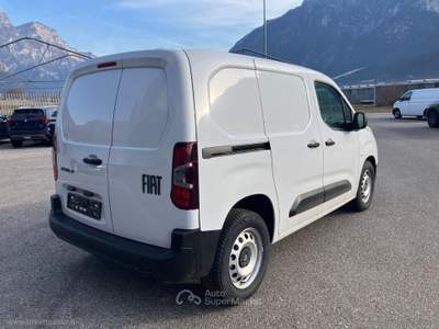 Fiat Doblò Doblo 1.5 BlueHdi 100CV PC-TN Van 2 POSTI Bianco usata Scurelle