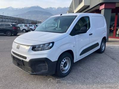 Fiat Doblò Doblo 1.5 BlueHdi 100CV L1-H1 Van 2 POSTI Bianco usata Scurelle