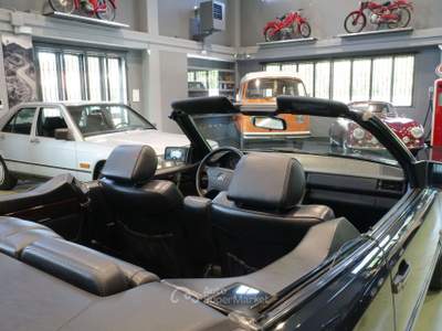 Mercedes-Benz Classe E E Cabrio 200 Blu/Azzurro usata Crespina Lorenzana