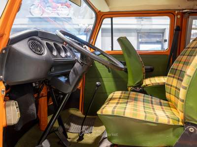 Volkswagen Multivan WESTFALIA Arancione usata Crespina Lorenzana