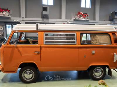 Volkswagen Multivan WESTFALIA Arancione usata Crespina Lorenzana