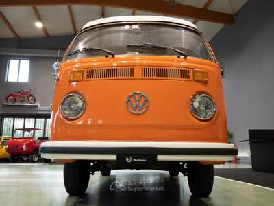 Volkswagen Multivan WESTFALIA Arancione usata Crespina Lorenzana