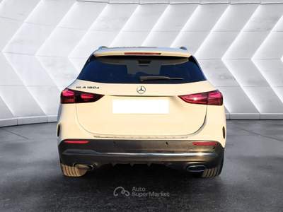 Mercedes-Benz GLA GLA 180 d Automatic AMG Line Advanced Plus Bianco usata Salerno