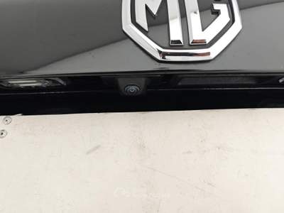 MG HS 1.5T-GDI AT Luxury Nero usata Capua
