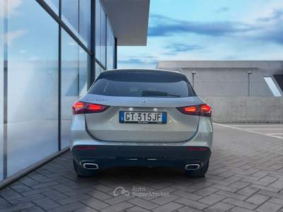 Mercedes-Benz GLA GLA 200 d Automatic Progressive Advanced Plus Argento usata Rende