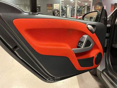 Smart ForTwo fortwo 1000 62 kW cabrio passion Grigio usata Moncalieri