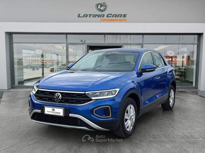 Volkswagen T-Roc 1.0 tsi Life 110cv Con CARPLAY Blu/Azzurro usata Latina