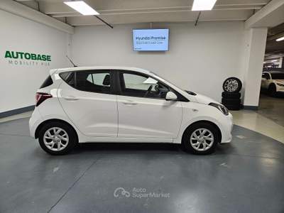 Hyundai i10 1.0 Classic econext Gpl Bianco usata Brescia
