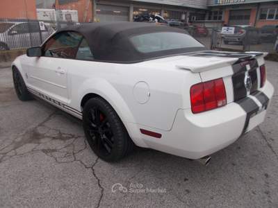 Ford Mustang 4000 V6 213cv Convertible Bianco usata Campi Bisenzio