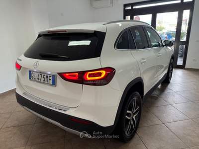 Mercedes-Benz GLA Automatic LUCI AMBIENTE Bianco usata Cellole