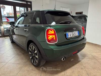MINI Clubman 1.5 Cooper D AUTOMATIC Oro usata Cellole