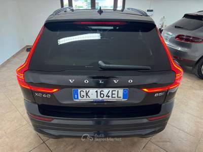 Volvo XC60 XC 60 XC60 B5 (d) AWD automatico Core Nero usata Cellole