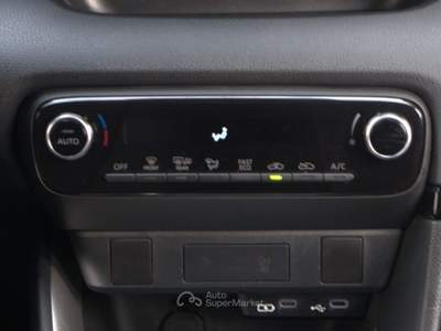 Toyota Yaris 1.5 Hybrid 5 porte Active Argento usata Cologno Monzese
