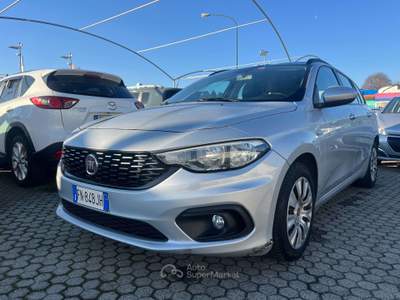 Fiat Tipo Tipo SW II SW 1.4 tjt Easy Gpl 120cv my17 Grigio usata Torino