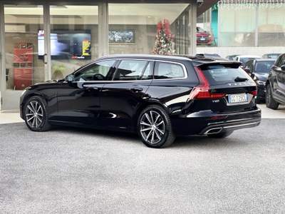 Volvo V60 AWD Plug-in-Hybrid 253CV E6 - 2021 Nero usata Roma