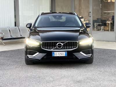 Volvo V60 AWD Plug-in-Hybrid 253CV E6 - 2021 Nero usata Roma