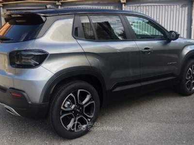 Jeep Avenger 100 CV MHEV Summit Grigio usata BORGOSESIA