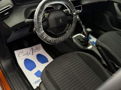 Peugeot 2008 cv Active Pack 2022 Arancione usata Teverola