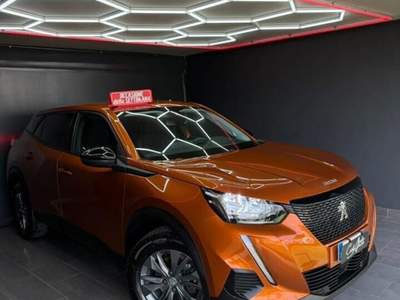 Peugeot 2008 cv Active Pack 2022 Arancione usata Teverola