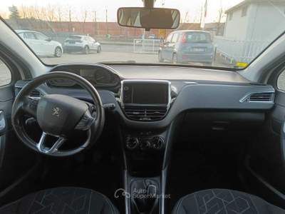 Peugeot 2008 1.2 benzina 82cv Active Unico Proprietario Bianco usata Villanova d'Asti