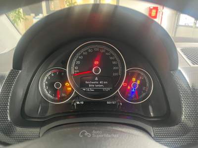 Volkswagen up!  - up! 5p 1.0 eco up! move up! 68cv my20 Bianco usata Salerno