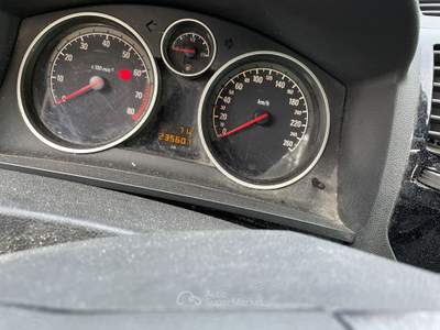 Opel Zafira tutto funzionante andrea 3316824798 Nero usata Longiano