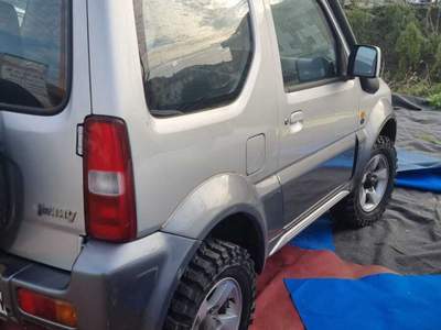 Suzuki Jimny pronto all uso iniettori nuovi andrea 3316824798 Argento usata Longiano