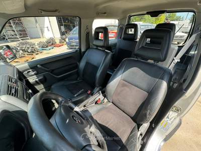 Suzuki Jimny pronto all uso iniettori nuovi andrea 3316824798 Argento usata Longiano