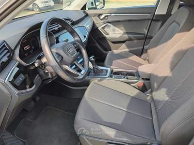 Audi Q3 Audi Q3 35 TFSI S tronic E-TRON line edition Plug-in Bianco usata Frascati