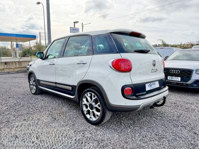 Fiat 500L 500L 1.6 MJT 120CV Trekking PELLE CLIMA AUTOMATICO Bianco usata Villarosa