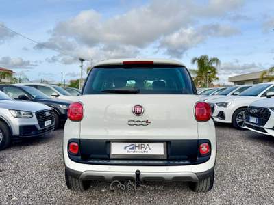 Fiat 500L 500L 1.6 MJT 120CV Trekking PELLE CLIMA AUTOMATICO Bianco usata Villarosa